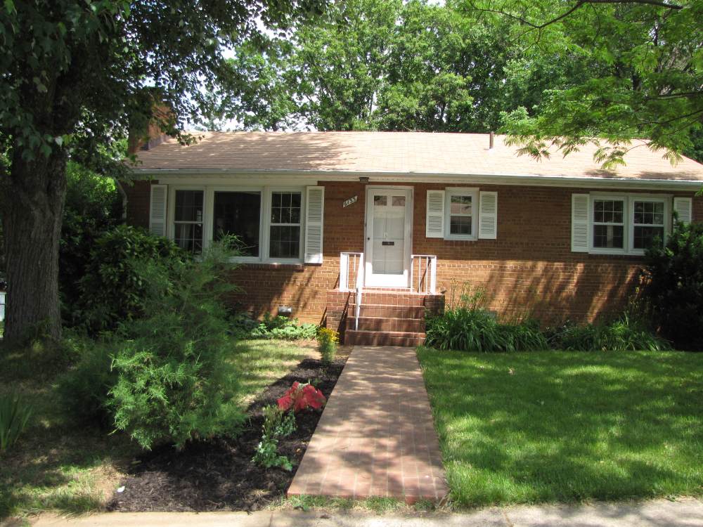 photo of a house